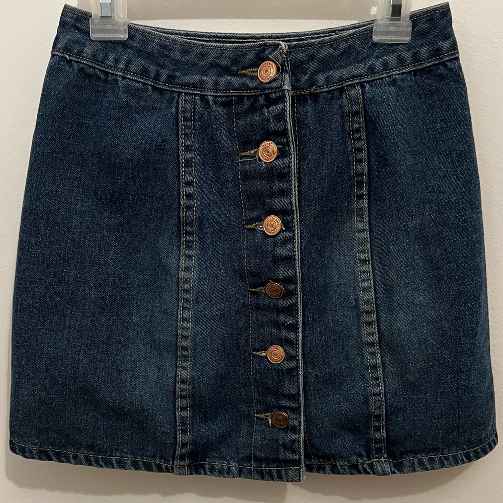 Girls Buttoned Down Denim Skirt, Size M